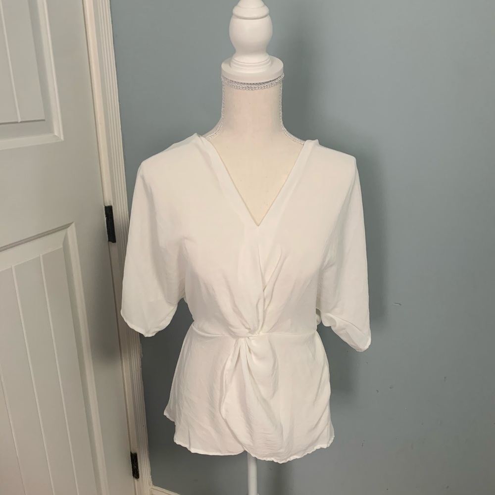 NWT White Top